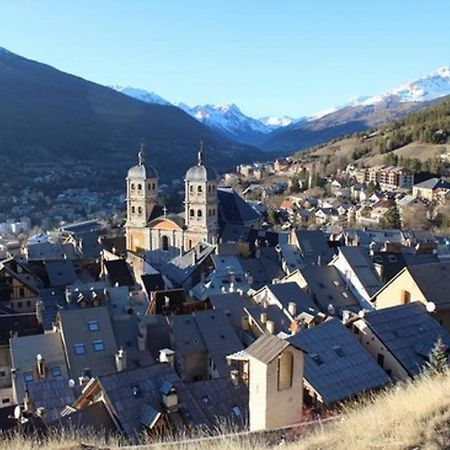 Rare Pearl With An Incredible View Of All Briancon Екстериор снимка